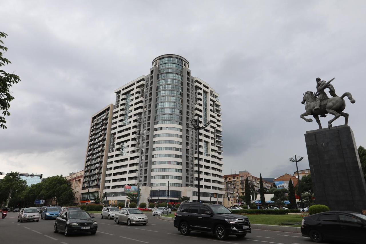 Hotel Parma Тбилиси Екстериор снимка
