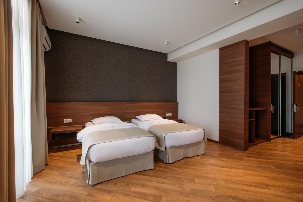 Hotel Parma Тбилиси Екстериор снимка